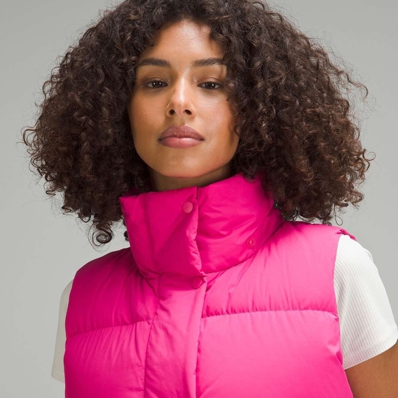 LULULEMON Wunder Puff Cropped Down Filled Vest Sonic Pink SIZE 8 - Picture 2 of 6